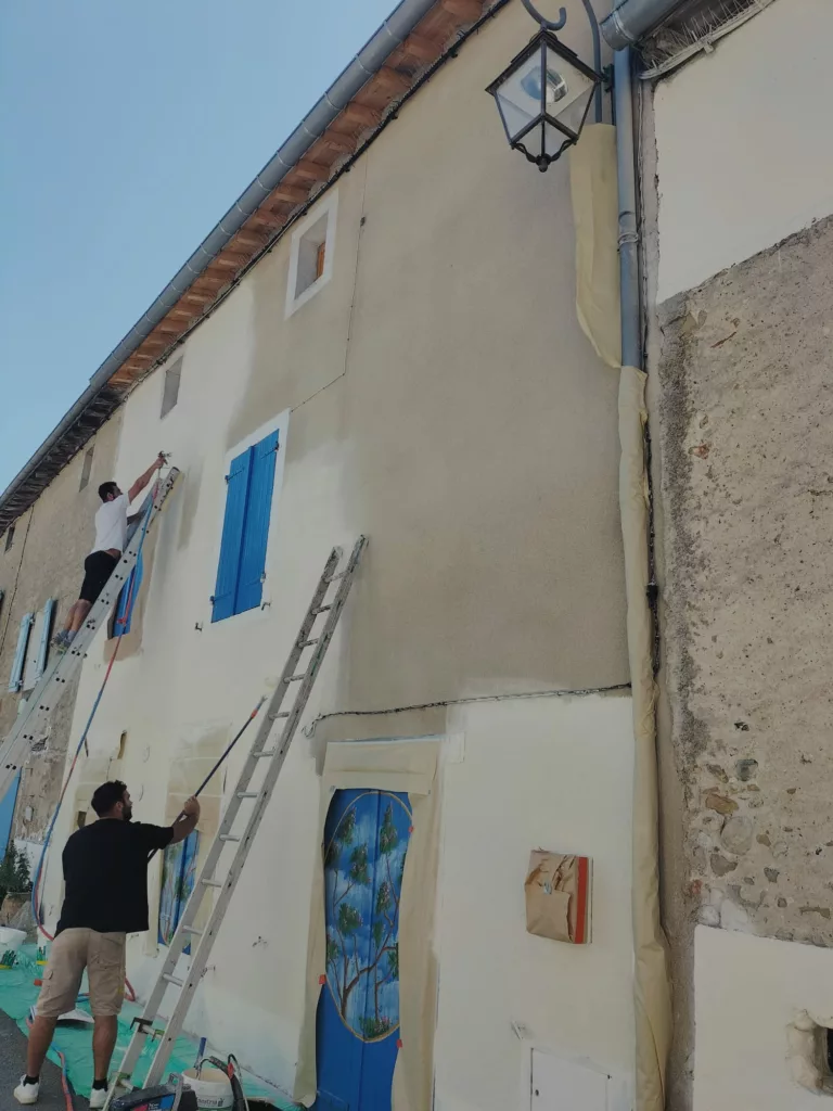 Artisans façadiers à Muret durant les travaux